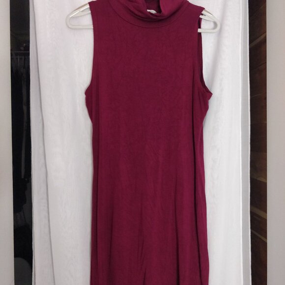 Bluenotes Maroon Dress - Picture 3 of 3